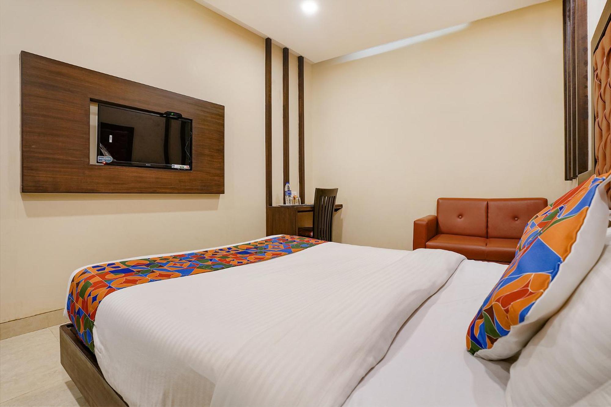Fabhotel Vertigo Suites - Nr Bkc Mumbai Exteriör bild