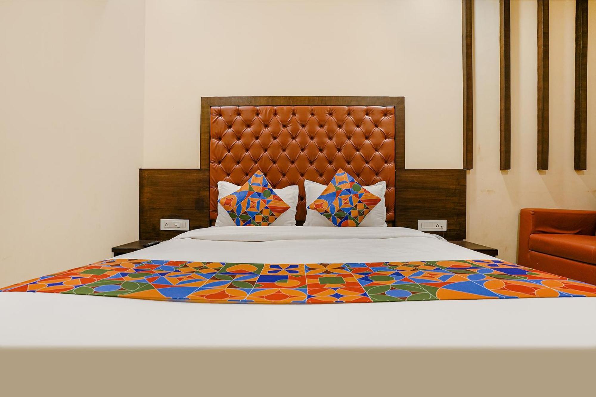 Fabhotel Vertigo Suites - Nr Bkc Mumbai Exteriör bild